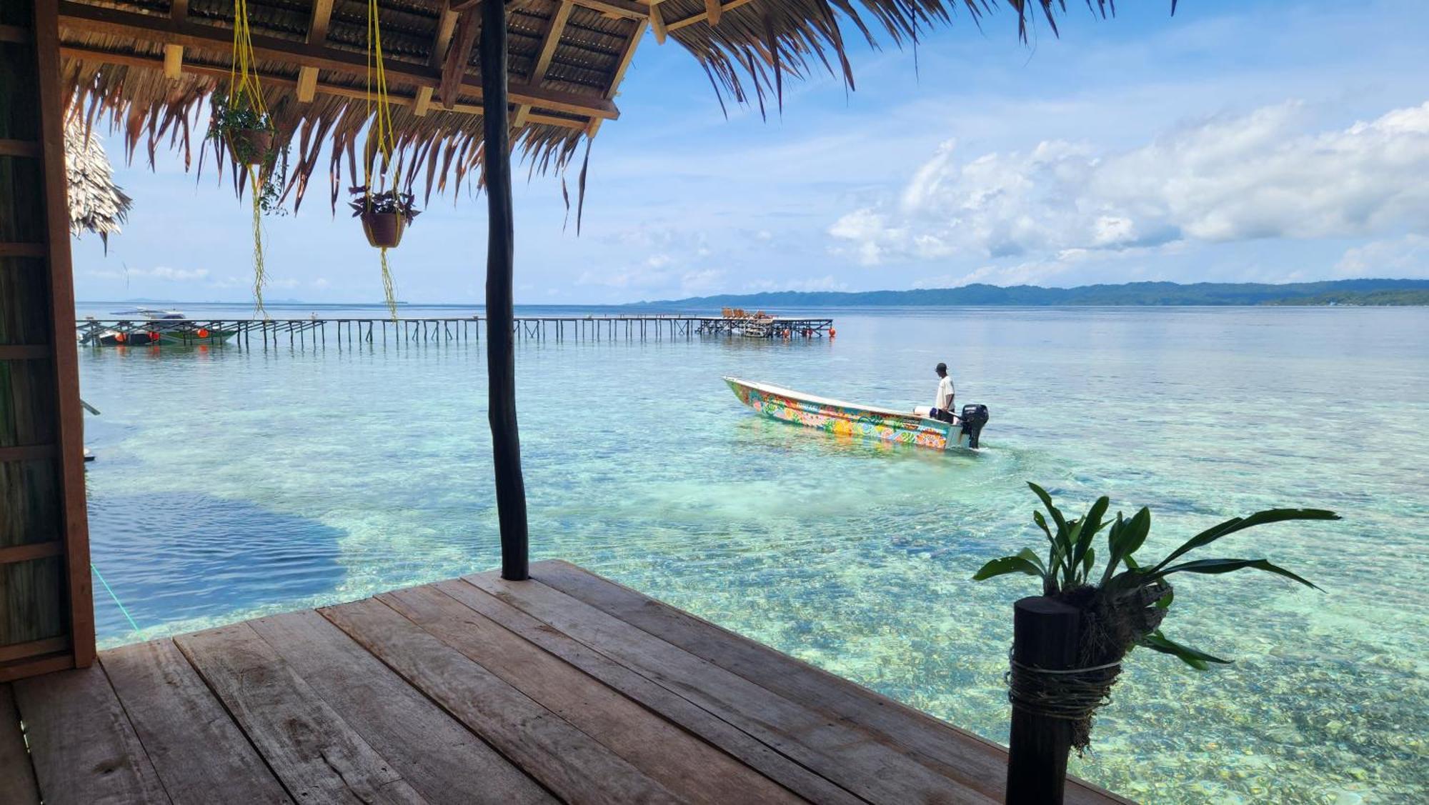 Terimakasih Homestay Pulau Mansuar Екстер'єр фото
